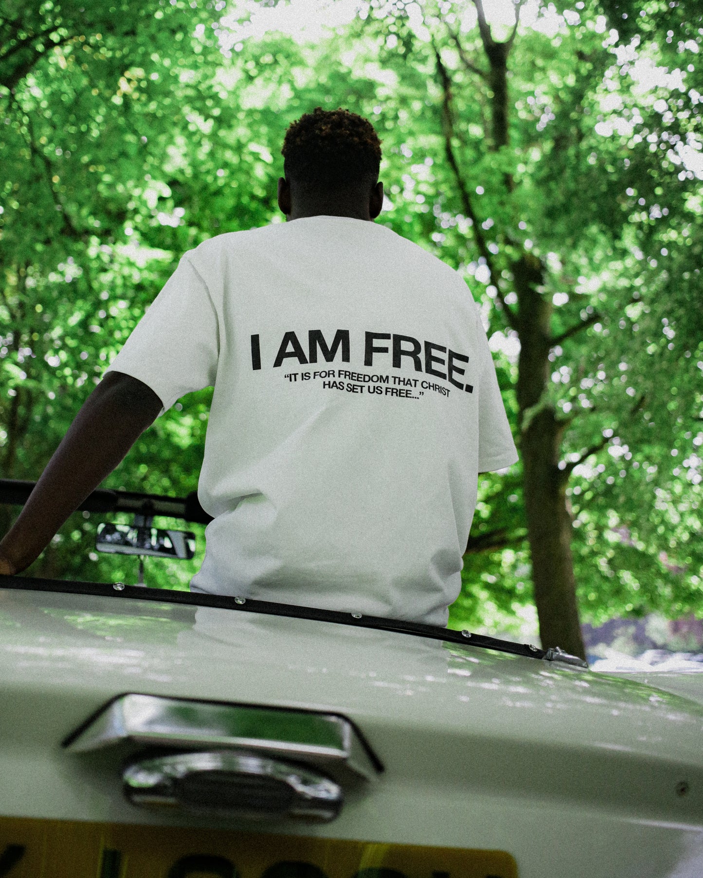FREEDOM IN CHRIST HEAVYWEIGHT TEE